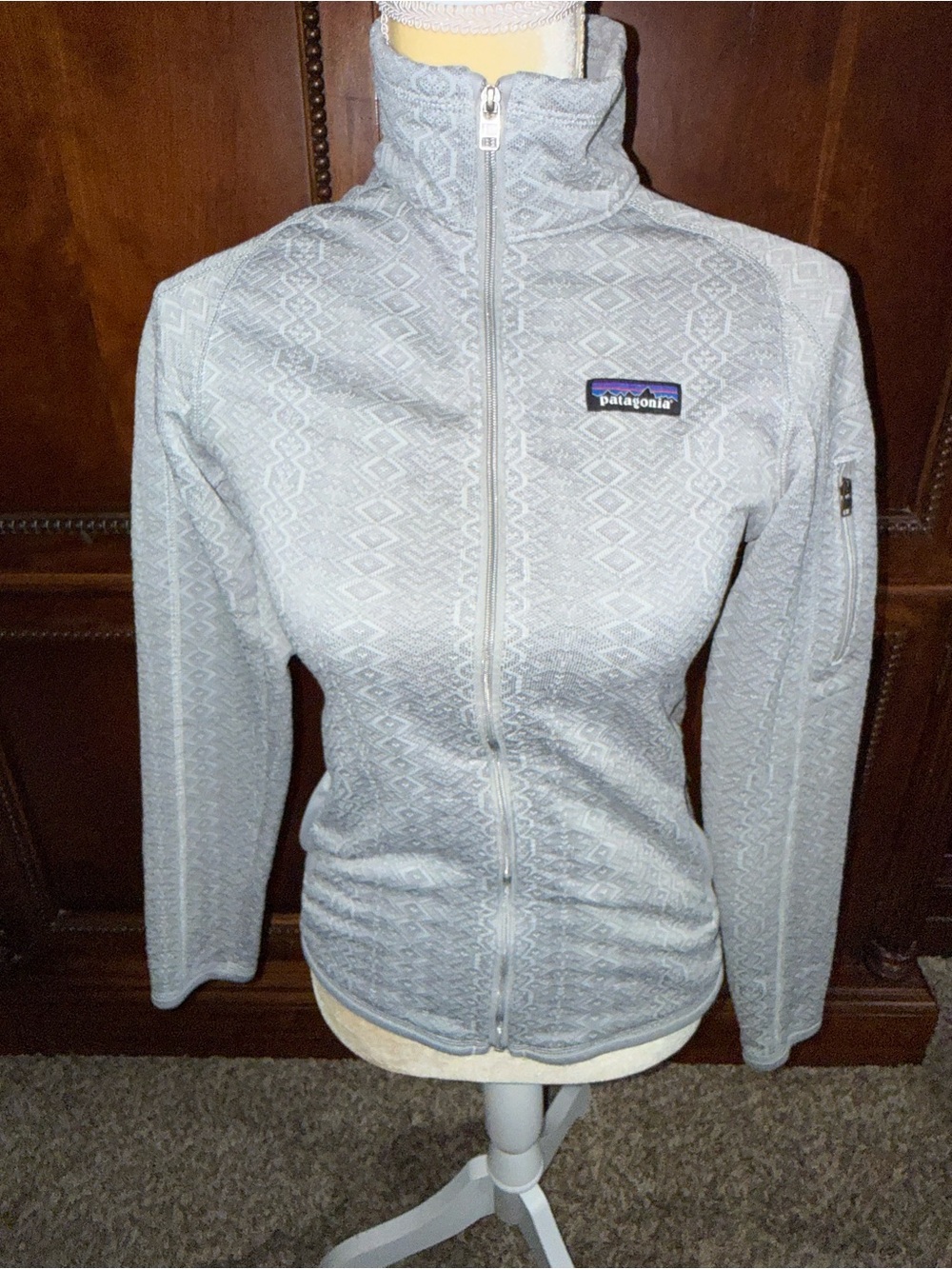 Patagonia Women's Light Gray Patterned Full-Zip Fleece Jacket